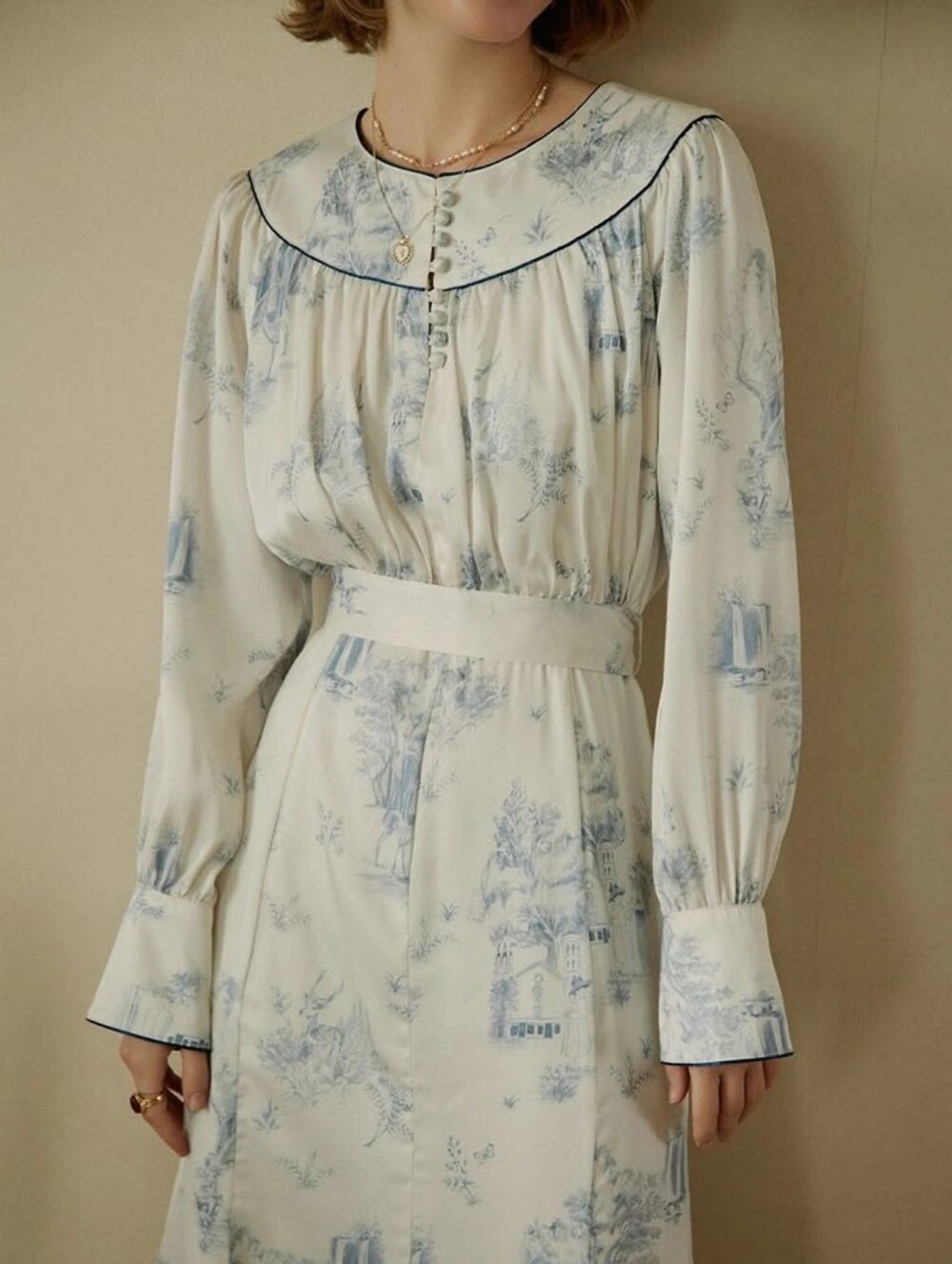 Simple Retro Nafisa Midi Dress